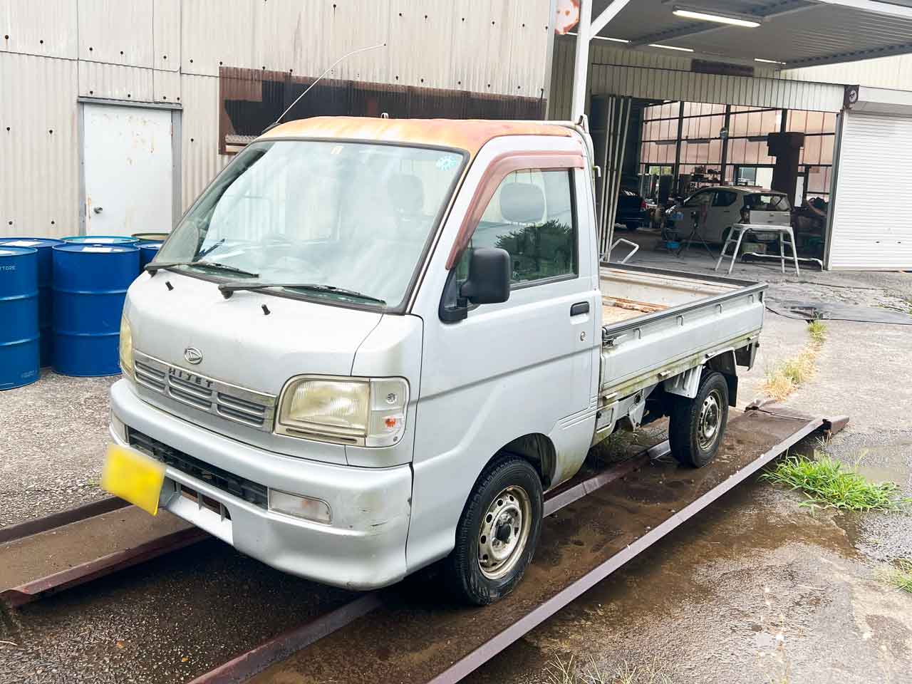 ダイハツハイゼット修理前